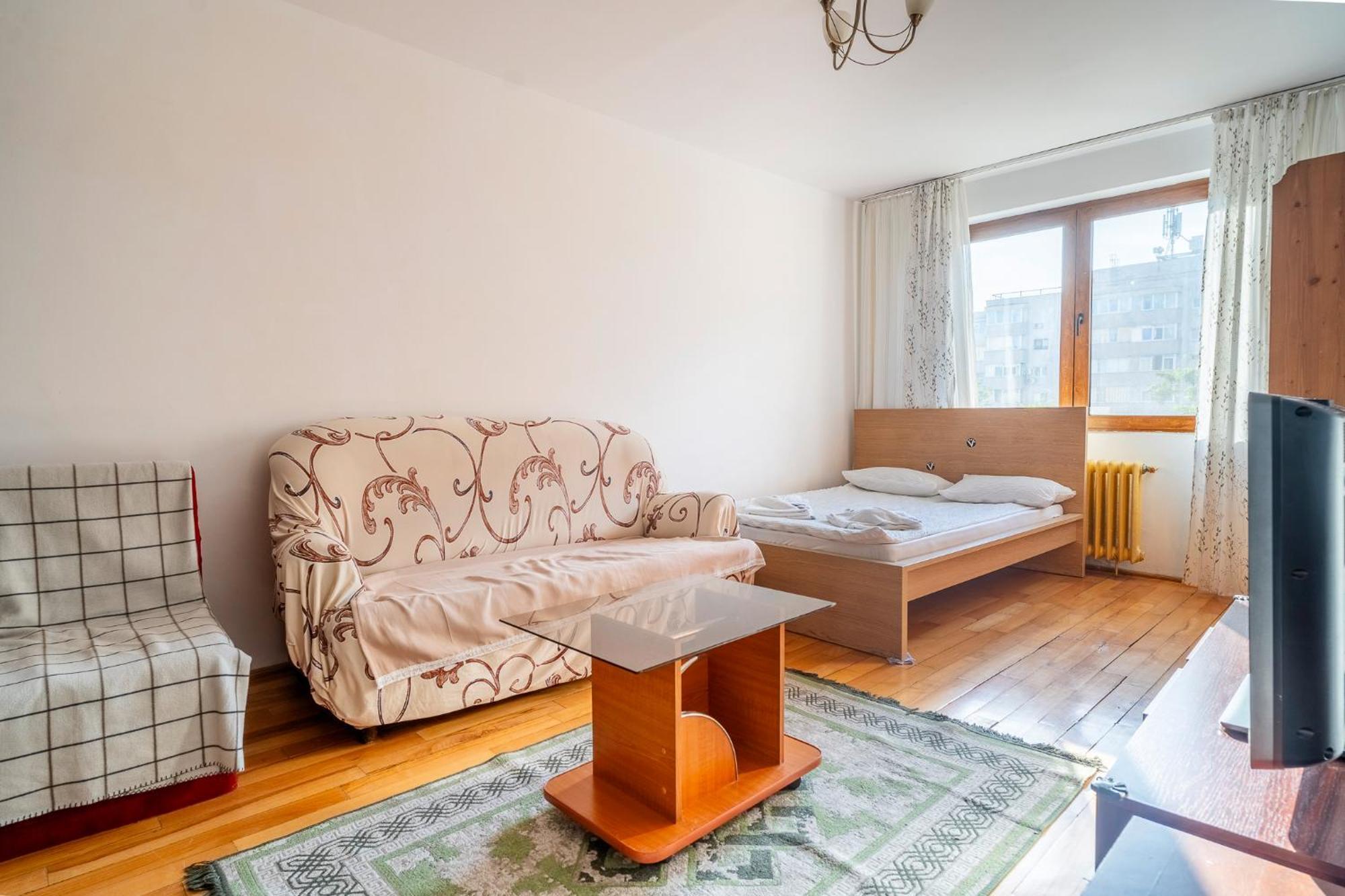 Rustic & Spacious 3br * Bukarest